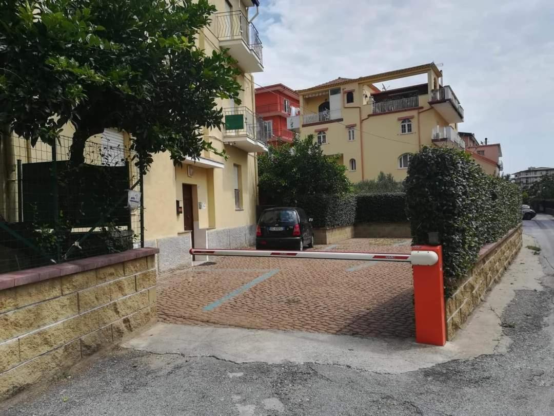Barnet House Lamezia Apartment Lamezia Terme Bagian luar foto